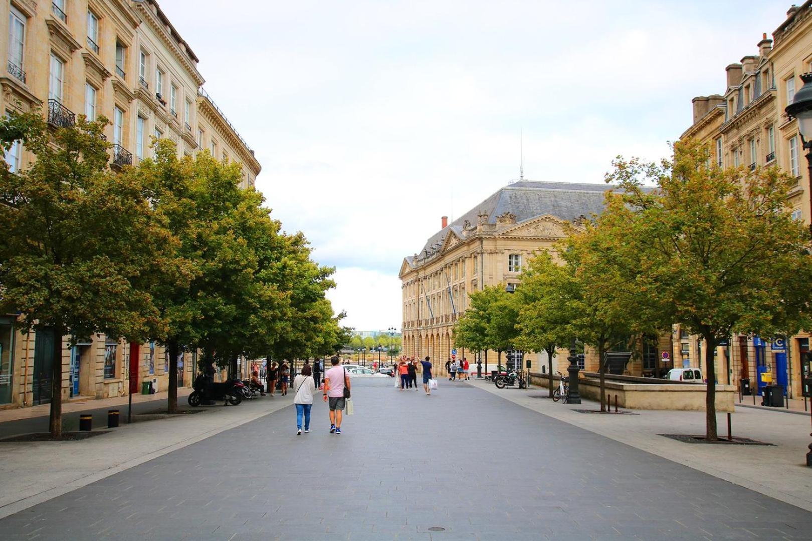 Guestready - Sunny Attic Apt Near Grand Theatre Bordeaux Luaran gambar
